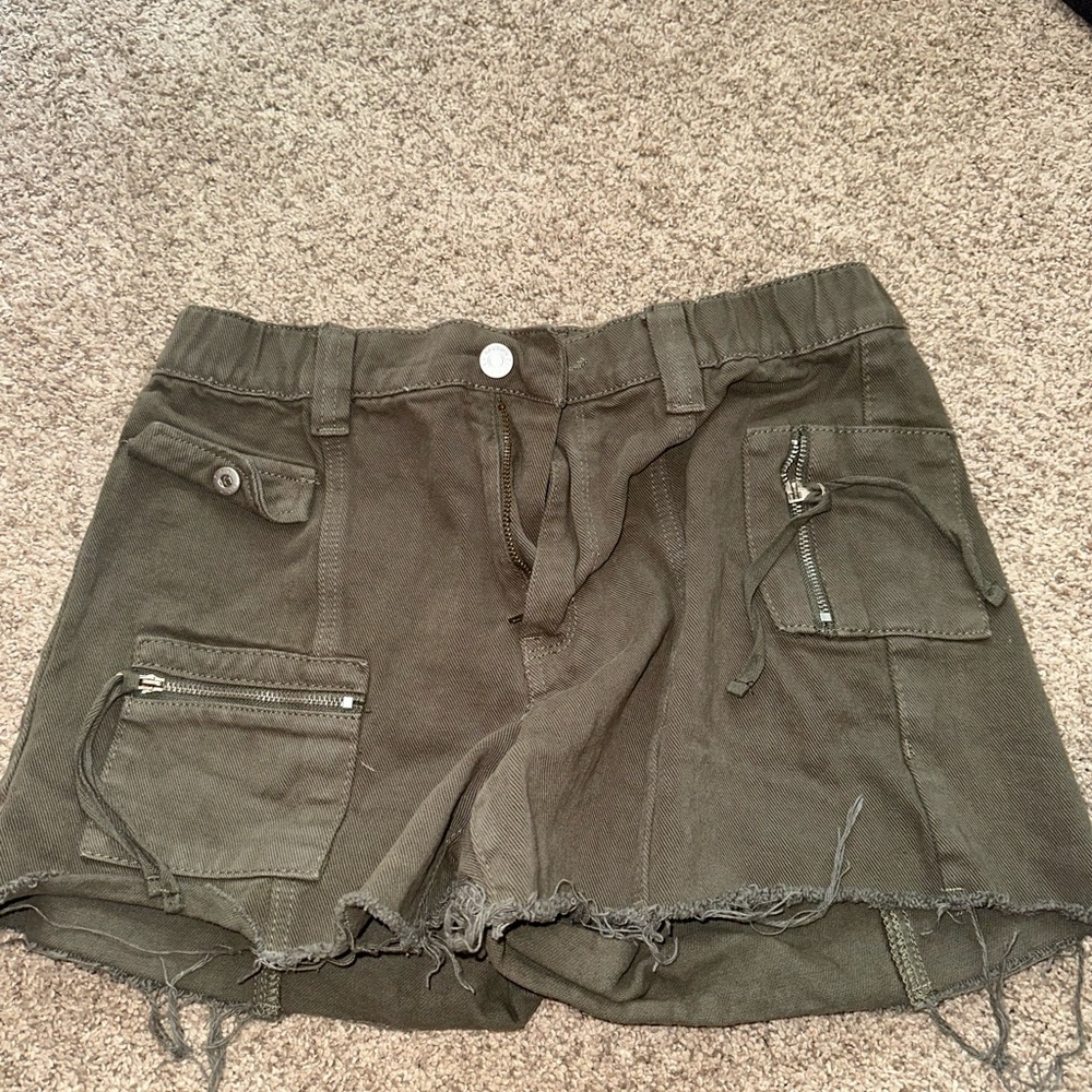 PacSun High Rise Cutoff Cargo Short Army Green